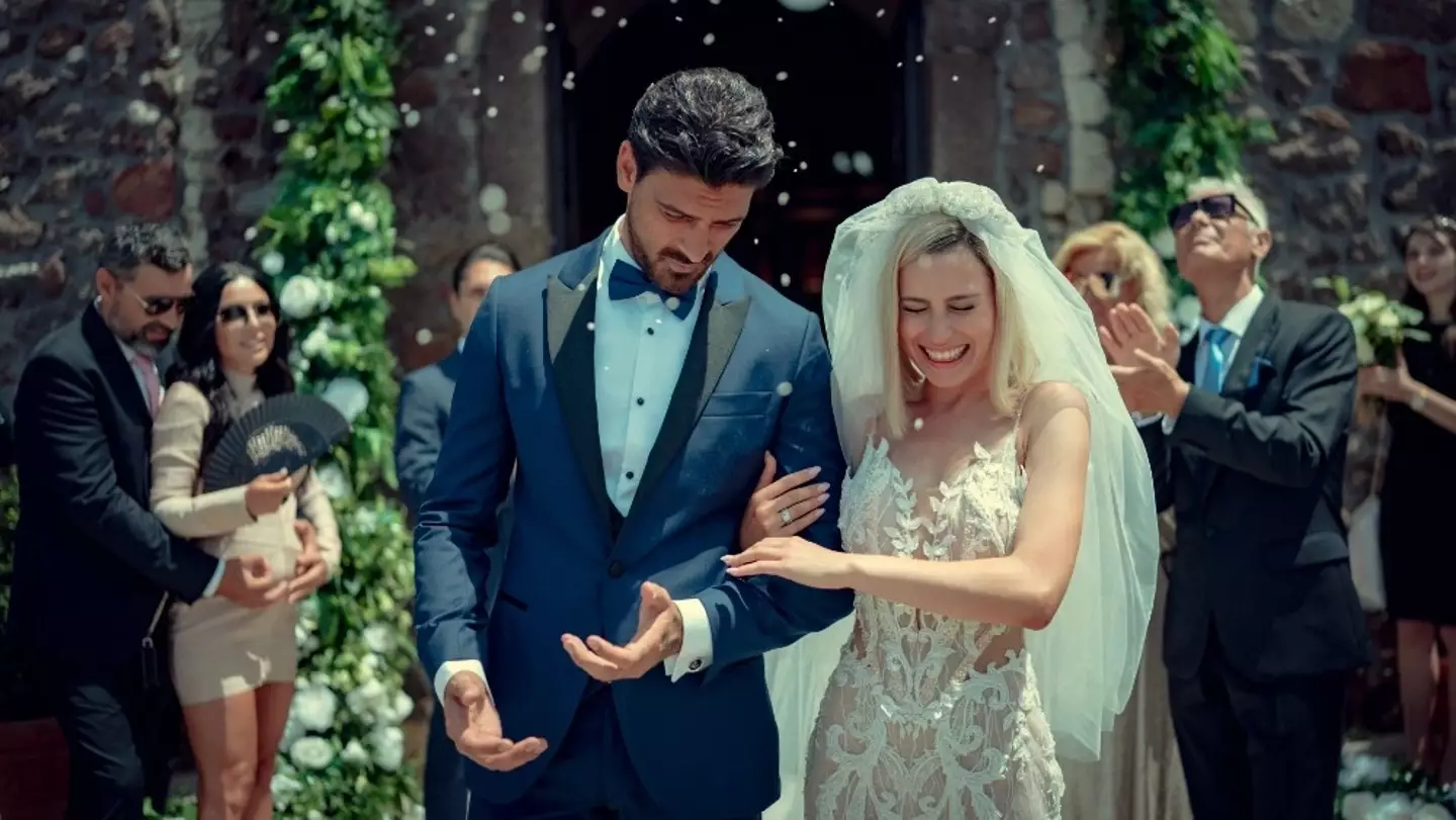 Laura and Massimo married earlier in the film, although that doesn't stop a love triangle from emerging (