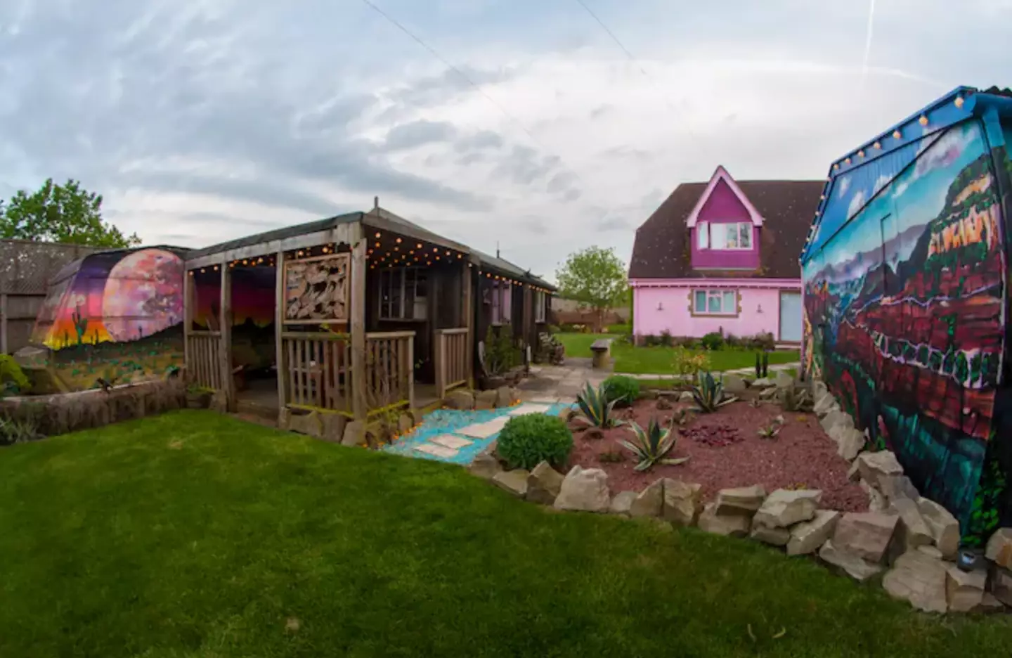 There's a saloon bar in the garden too.