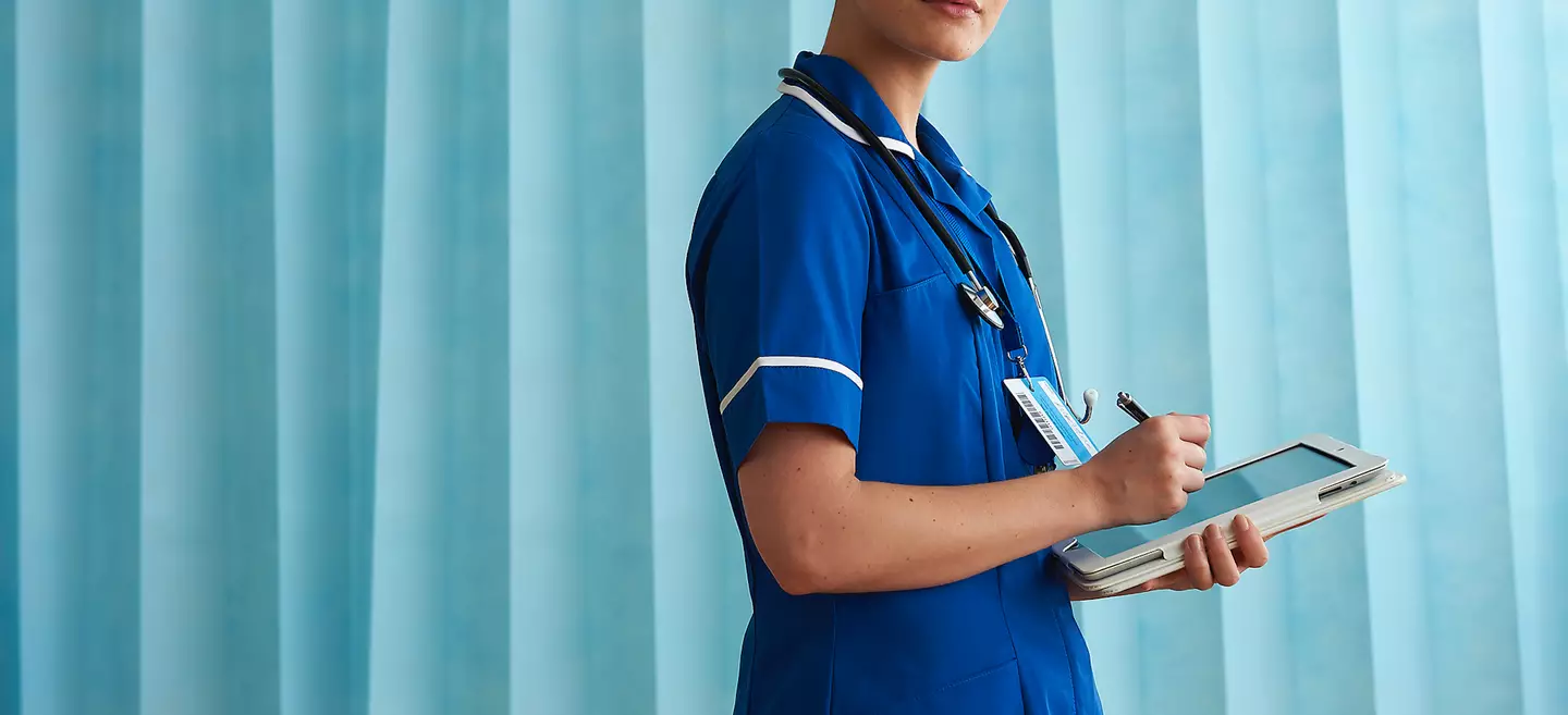 An end of life nurse has shared a handful of signs terminally-ill patients show when they're about to die (John Lamb / Getty Images)