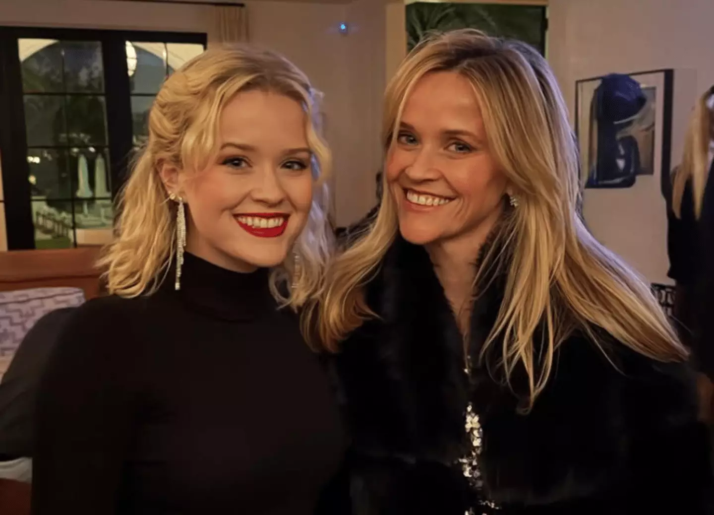 Once again, fans were floored by just how similar the mother-daughter duo look (Instagram/@reesewitherspoon)
