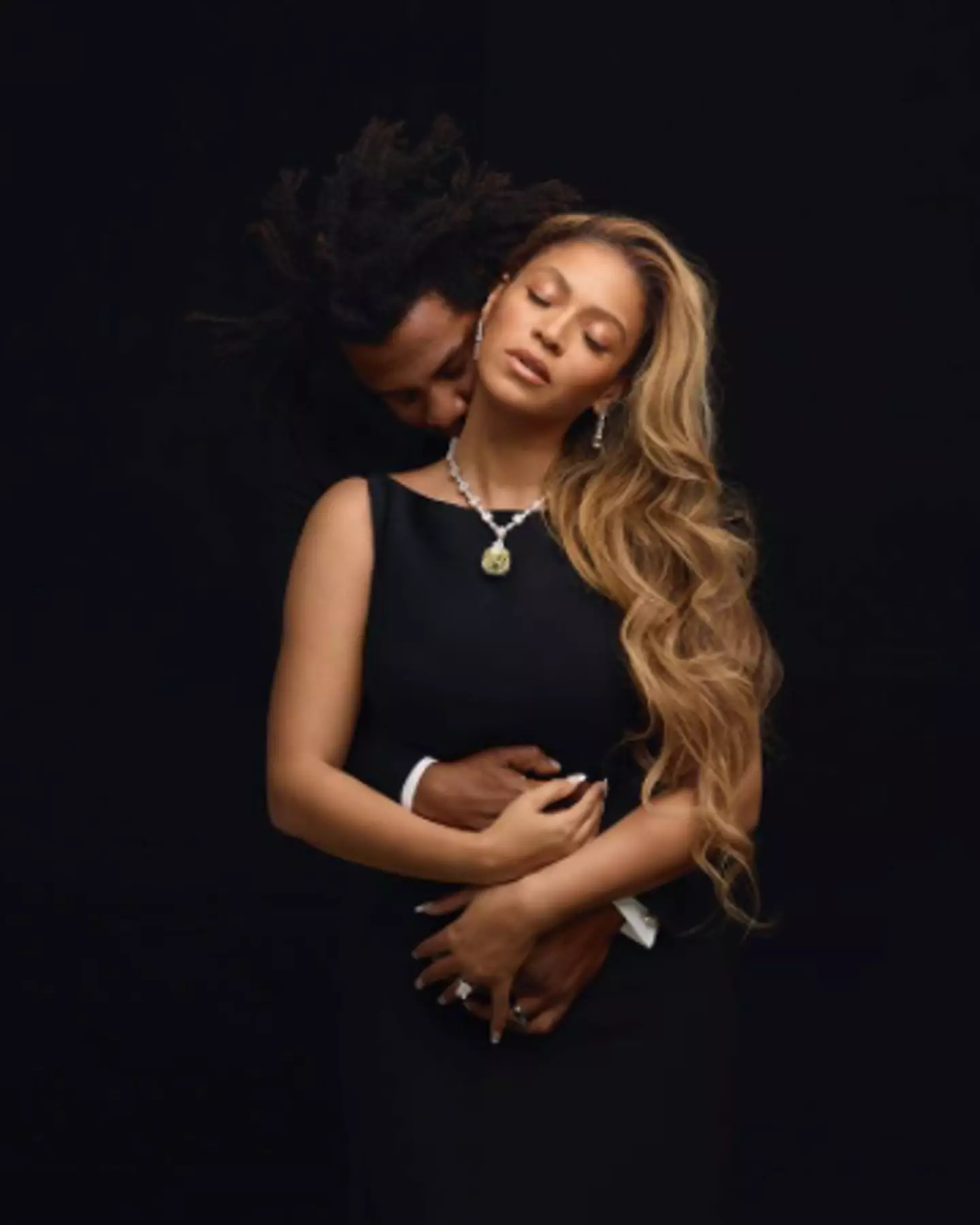 Beyonce and Jay Z are not pregnant. (