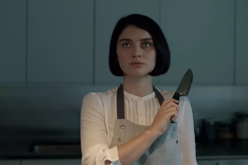 There's a superb throwback thriller series that Netflix viewers are still losing sleep over (Netflix)