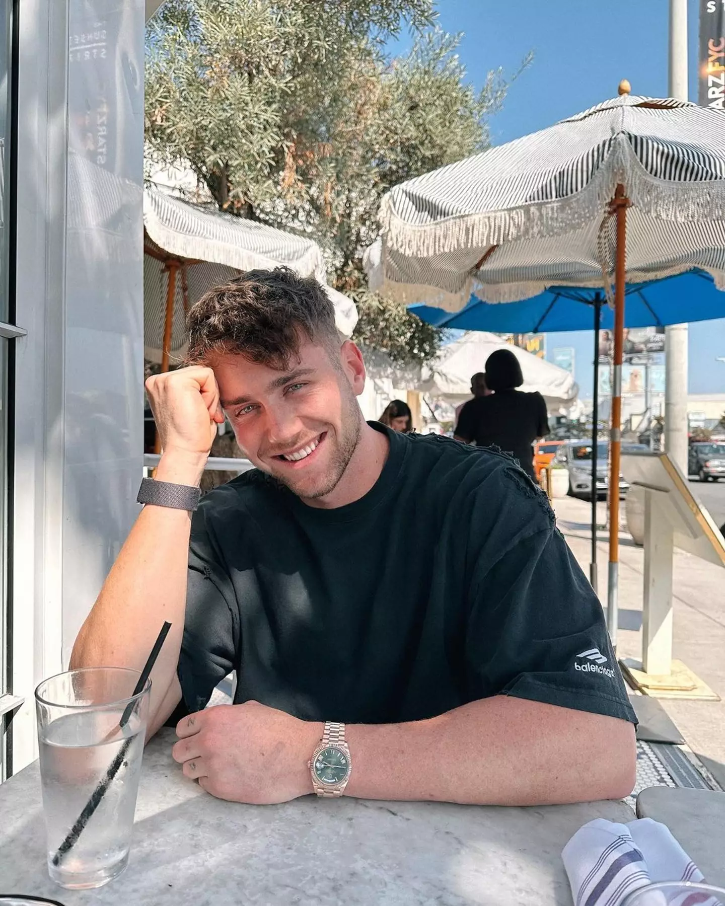 Fans rushed to the comments to share their well wishes. (Instagram/@harryjowsey)