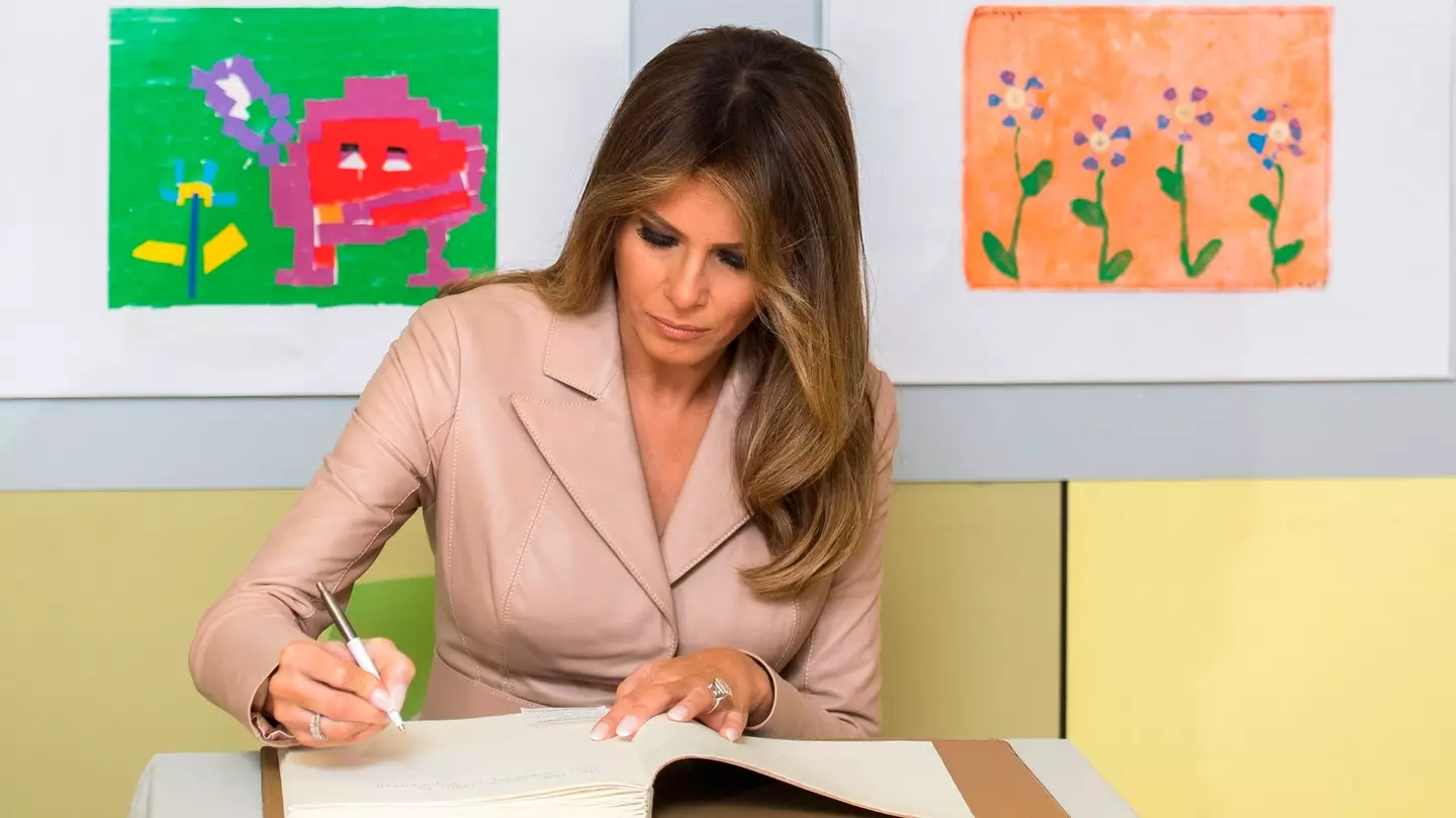 Melania Trump’s signature on Putin letter sparks huge conspiracy theory