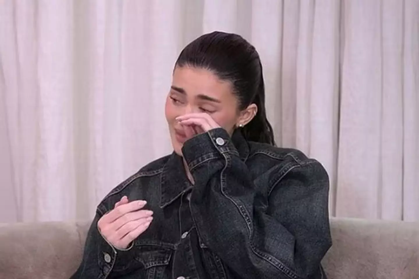Kylie broke down on The Kardashians. (Disney+)