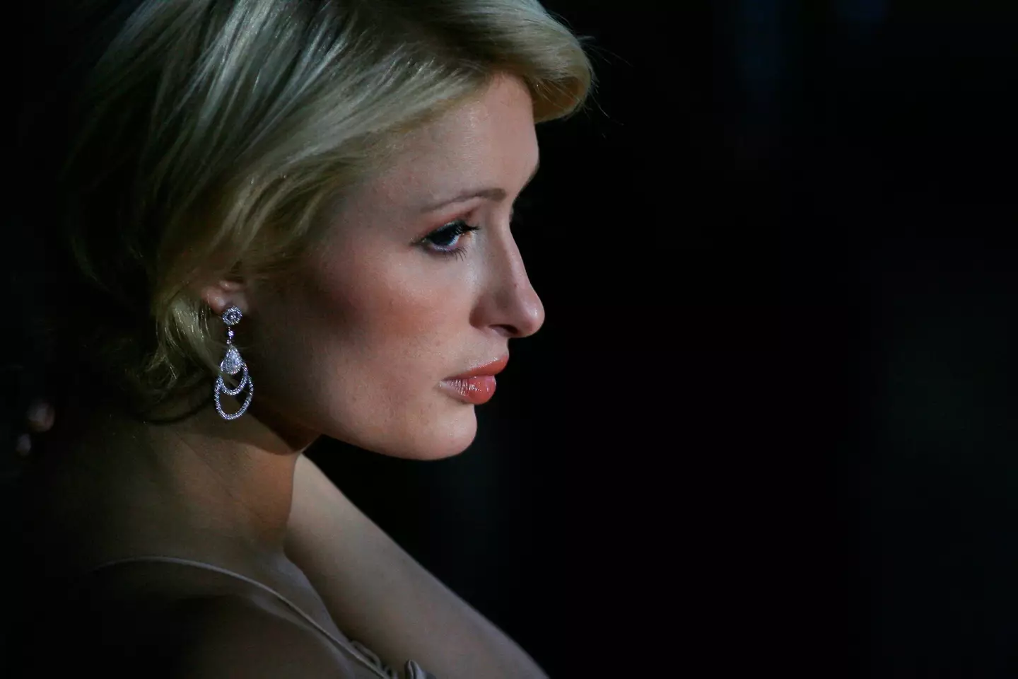 Paris Hilton has frankly discussed the sexual abuse she was allgedley subjected to at boarding school back in the 1990s.