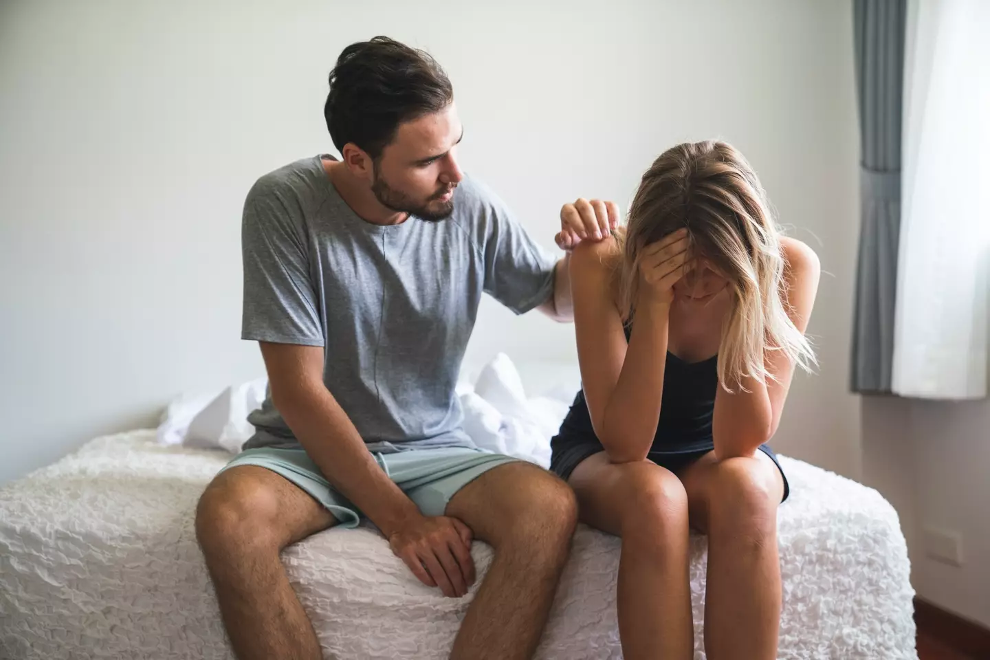 A sex and relationship has revealed the major warning sign your relationship is on the rocks (Witthaya Prasongsin / Getty Images)