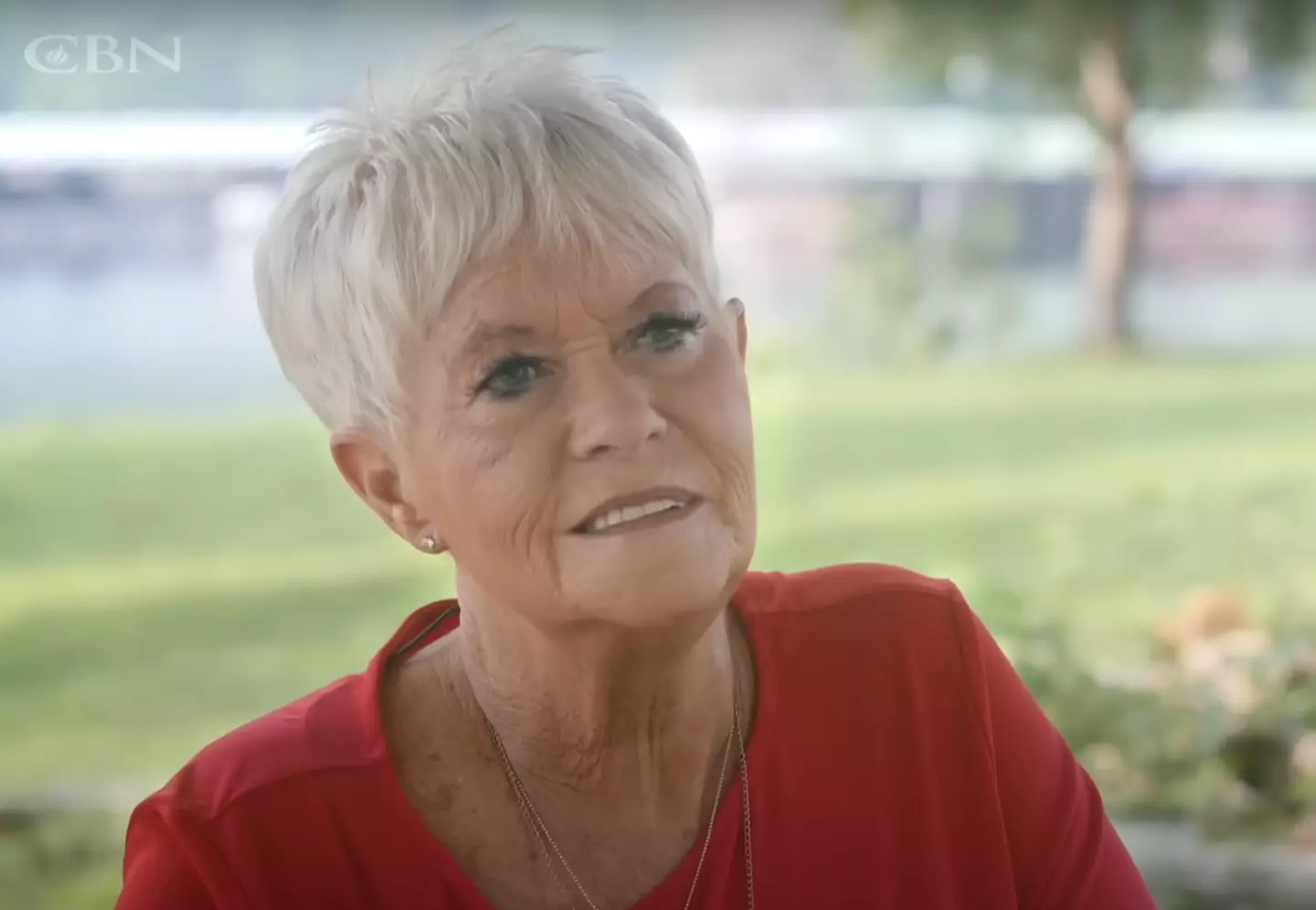 Charlotte Holmes was pronounced clinically dead for over 10 minutes (YouTube/The 700 Club)