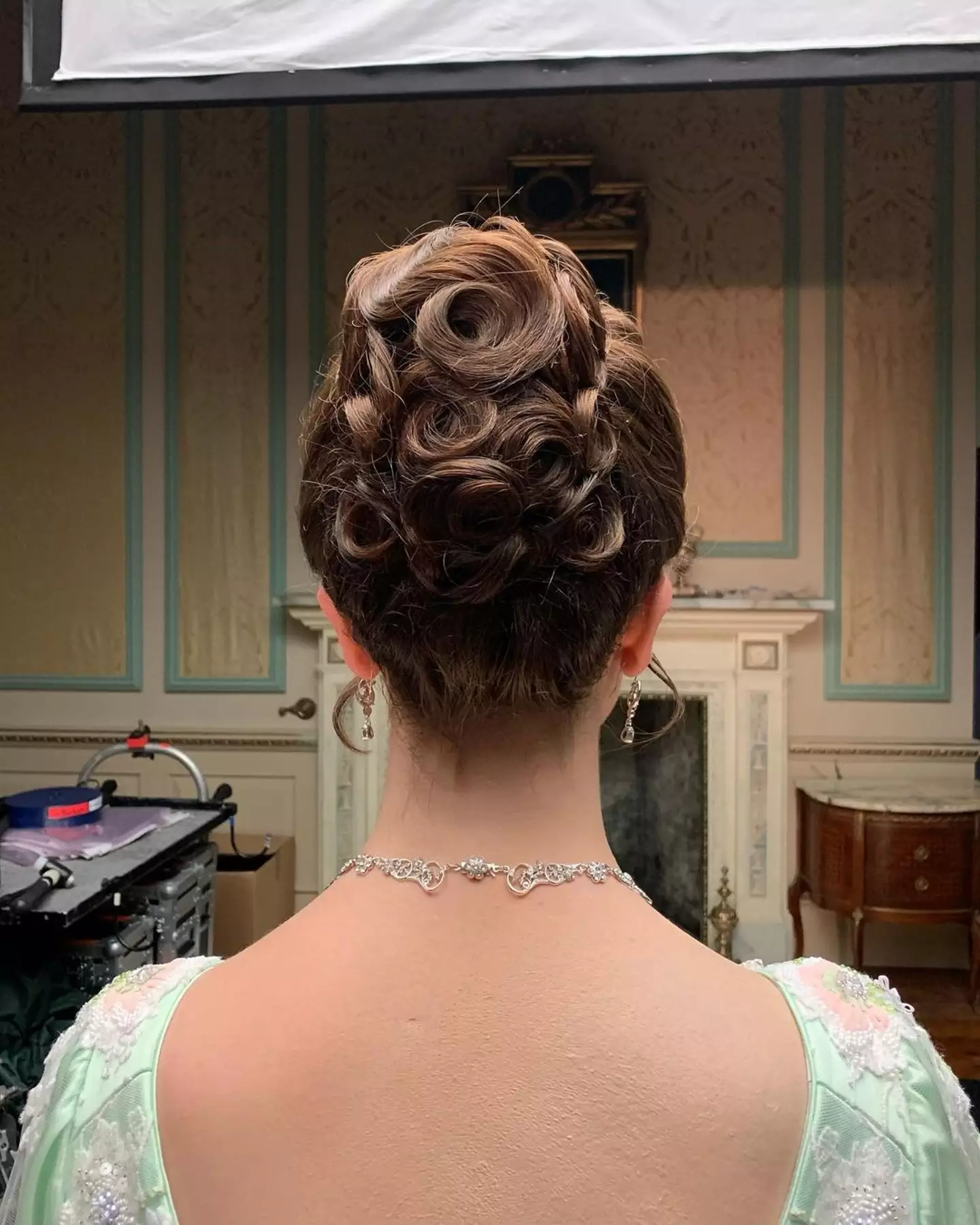 Make-up truly is magic. (Instagram/@s.burton_mua)