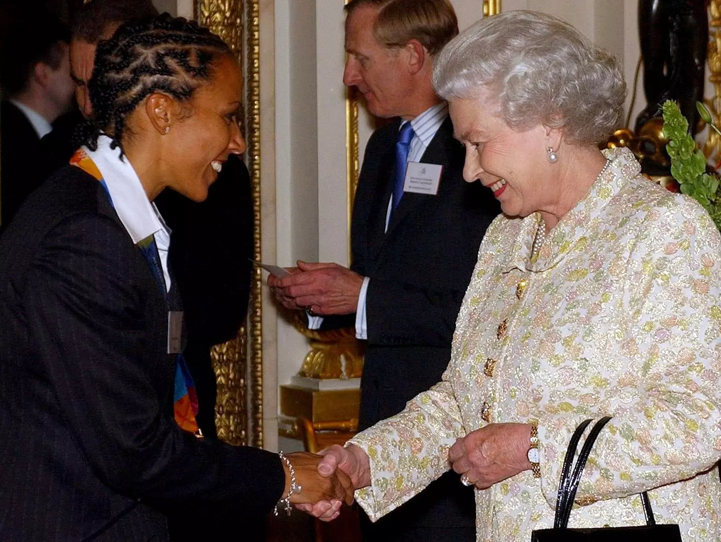Dame Kelly Holmes and the Queen in October 2004.
