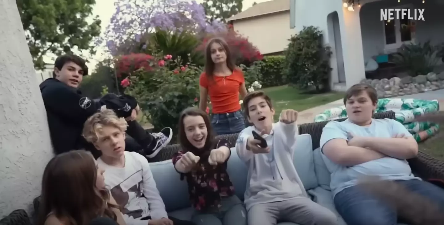 The group soon amassed a large number of members (Netflix)