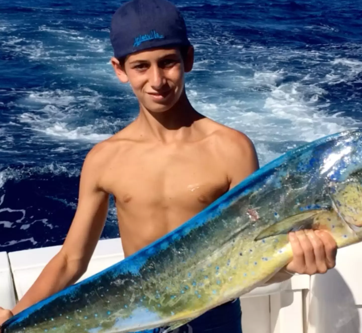 Perry Cohen was 14 when his boat capsized while out fishing with a friend (Instagram/@thegriefguy)