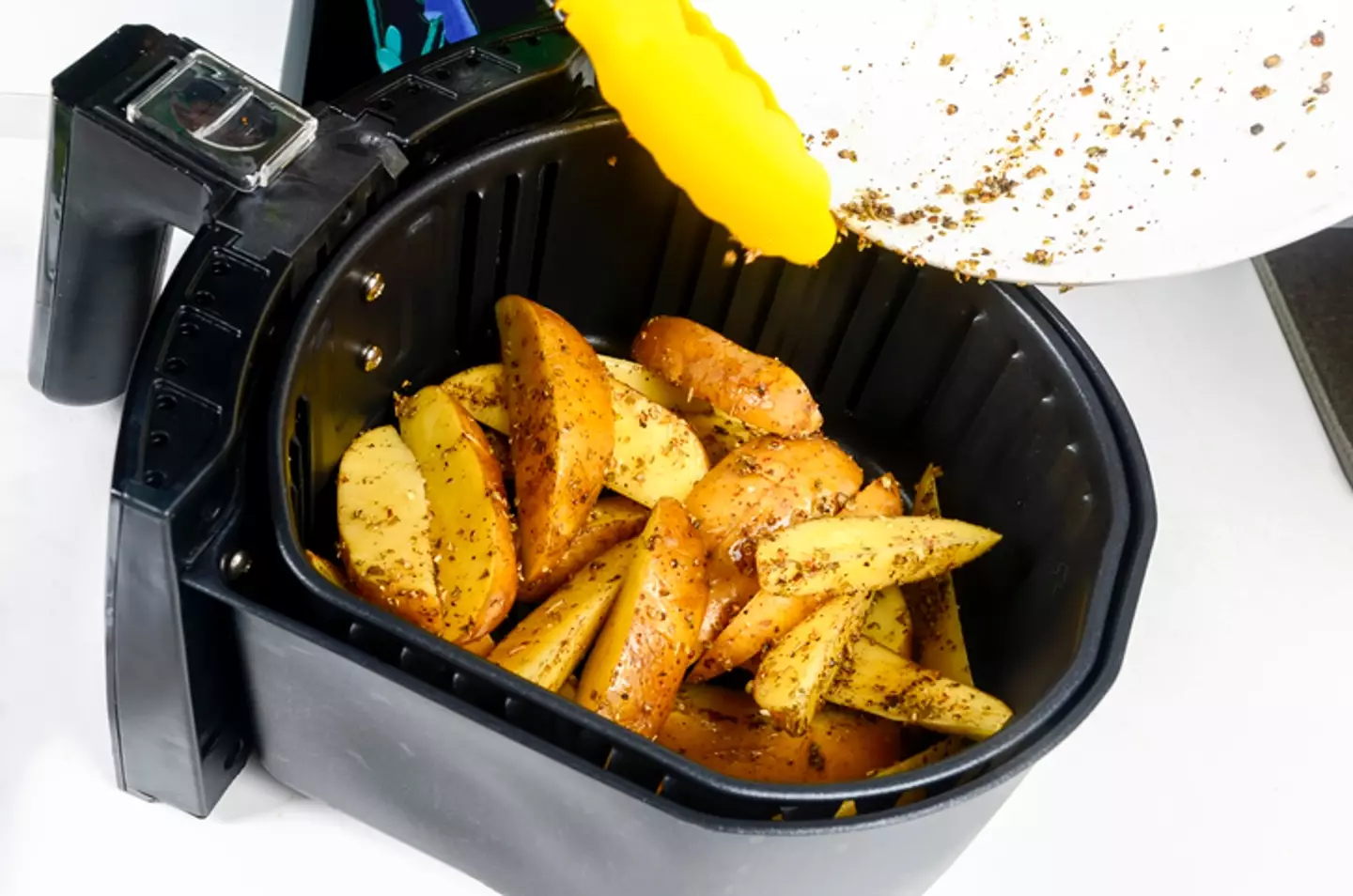We all love a proper good portion of air fryer chips.