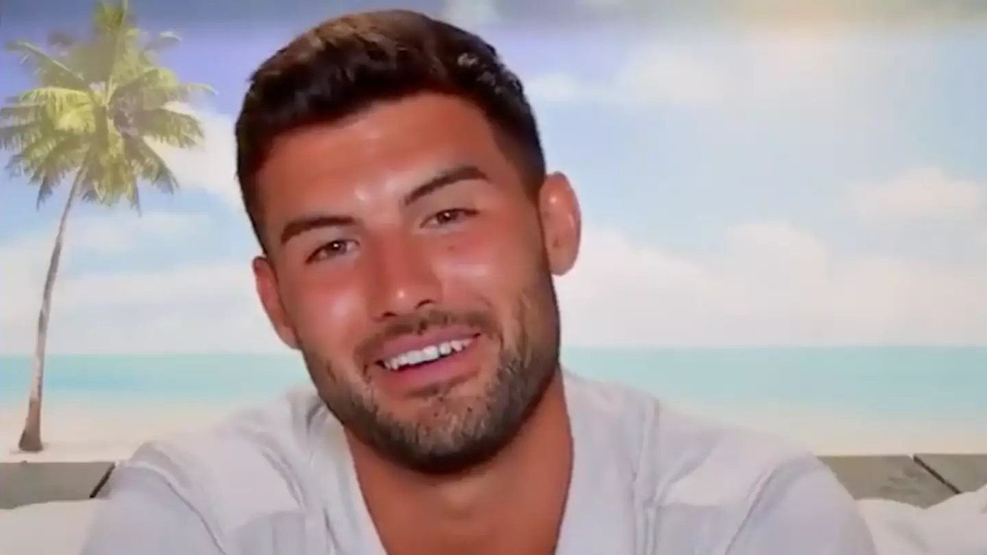 Love Island Fans Convinced Liam's Head Will Turn After This Confession