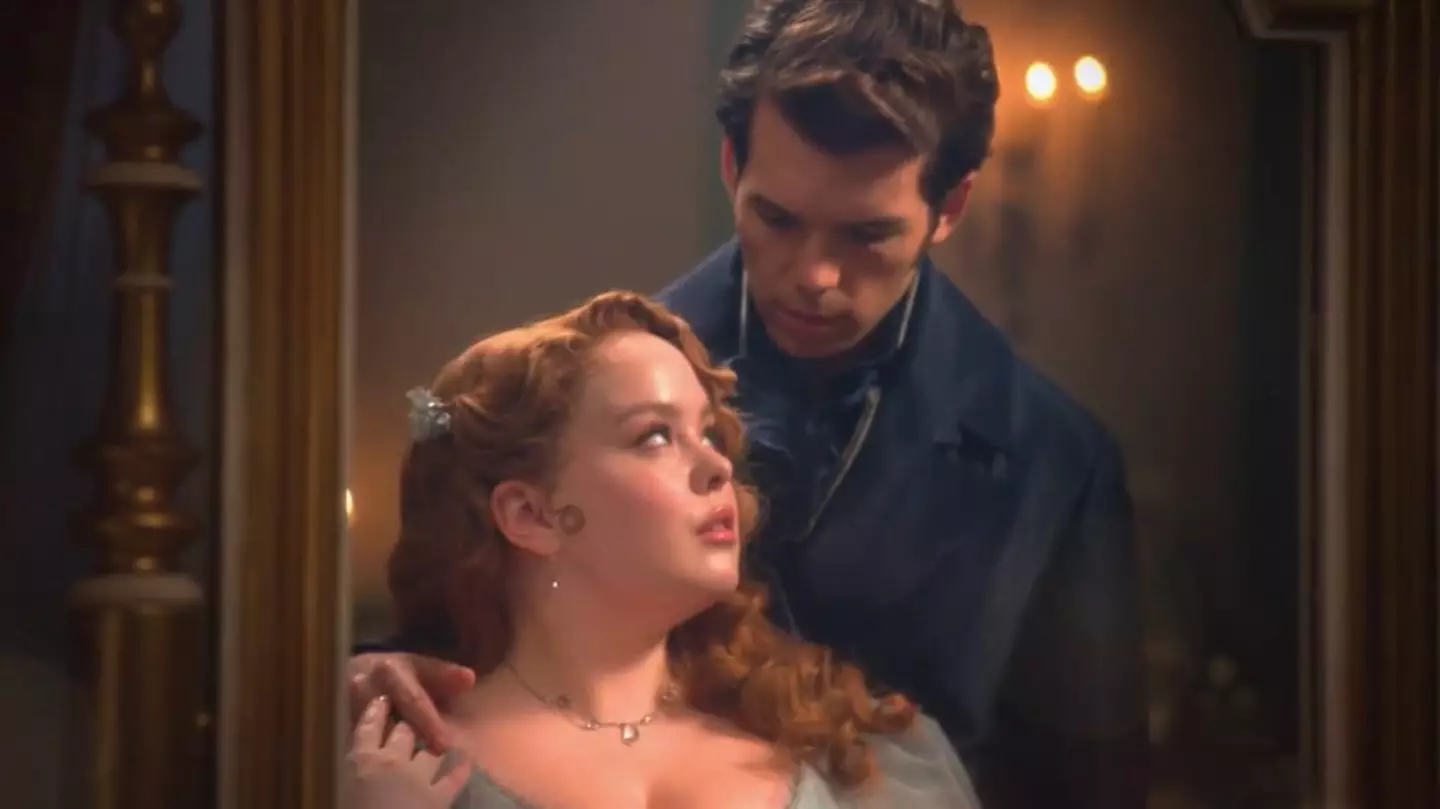 A therapist has explained her views on 'mixed-weight relationships'. (Netflix)
