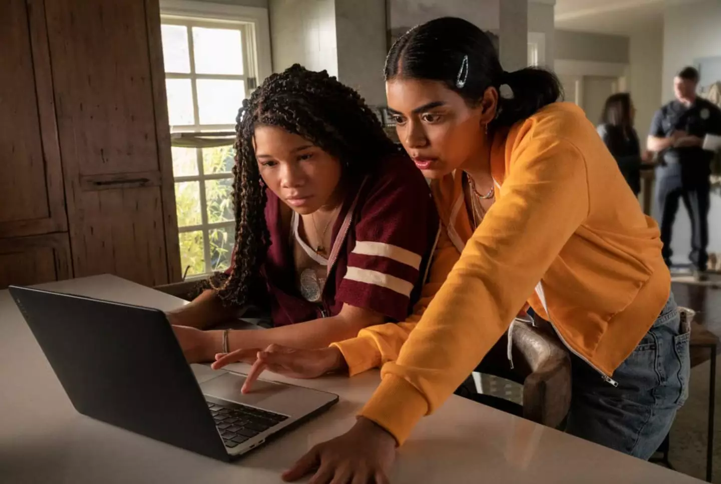 People are calling Missing 'the best mystery movie' they've ever seen.