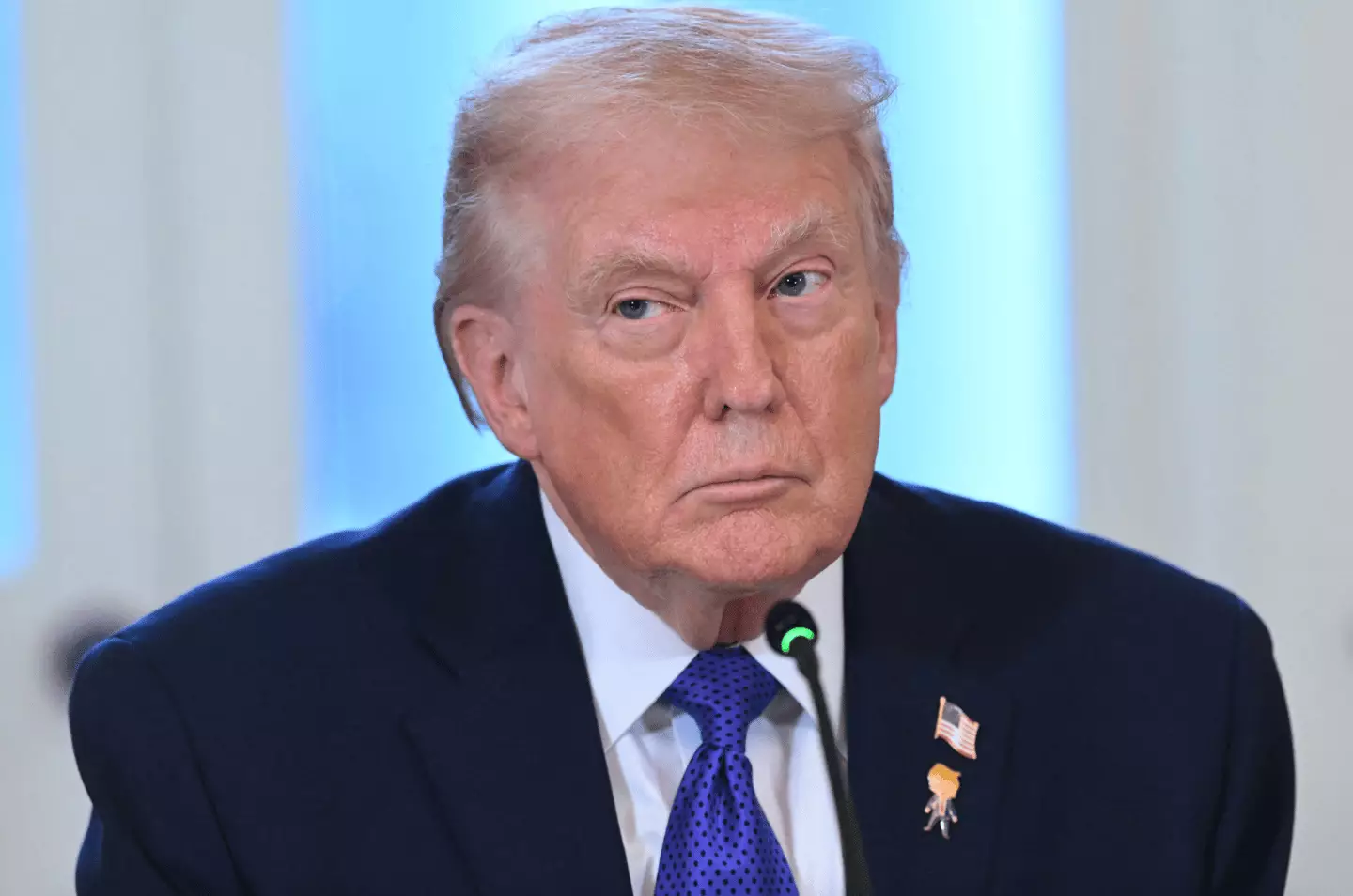 Nobel Peace Prize winner María Corina Machado has given her medal to Donald Trump (SAUL LOEB / AFP via Getty Images)