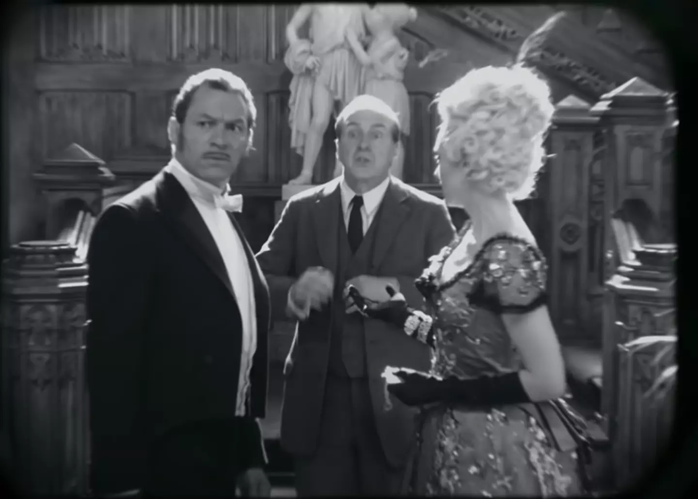 Hollywood comes to Downton (