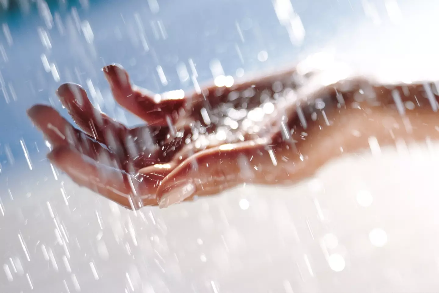Many medics agree that water alone will suffice (Vincent Besnault/Getty)