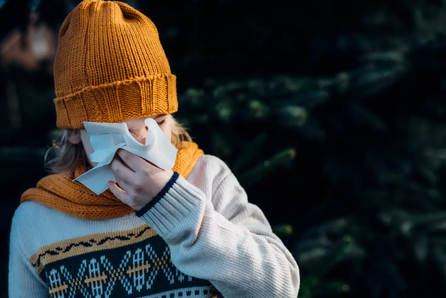 The first few symptoms are usually the same as a common cold.