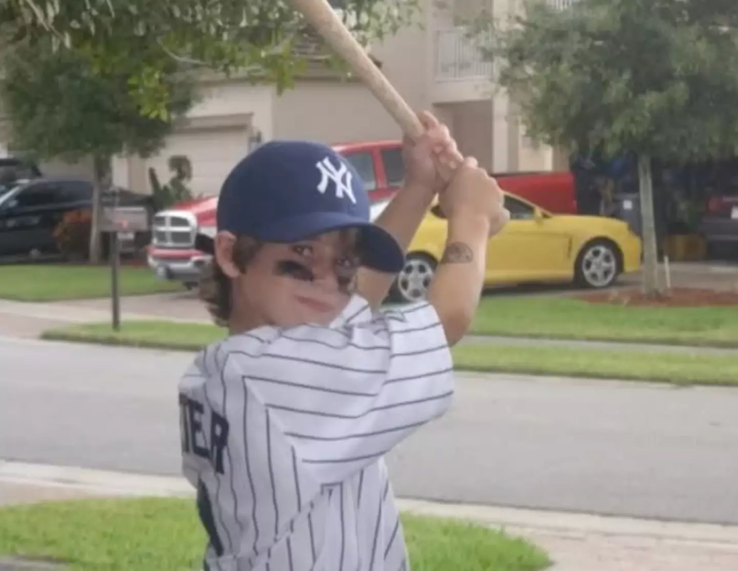 Perry loved baseball (Instagram/@thegriefguy)