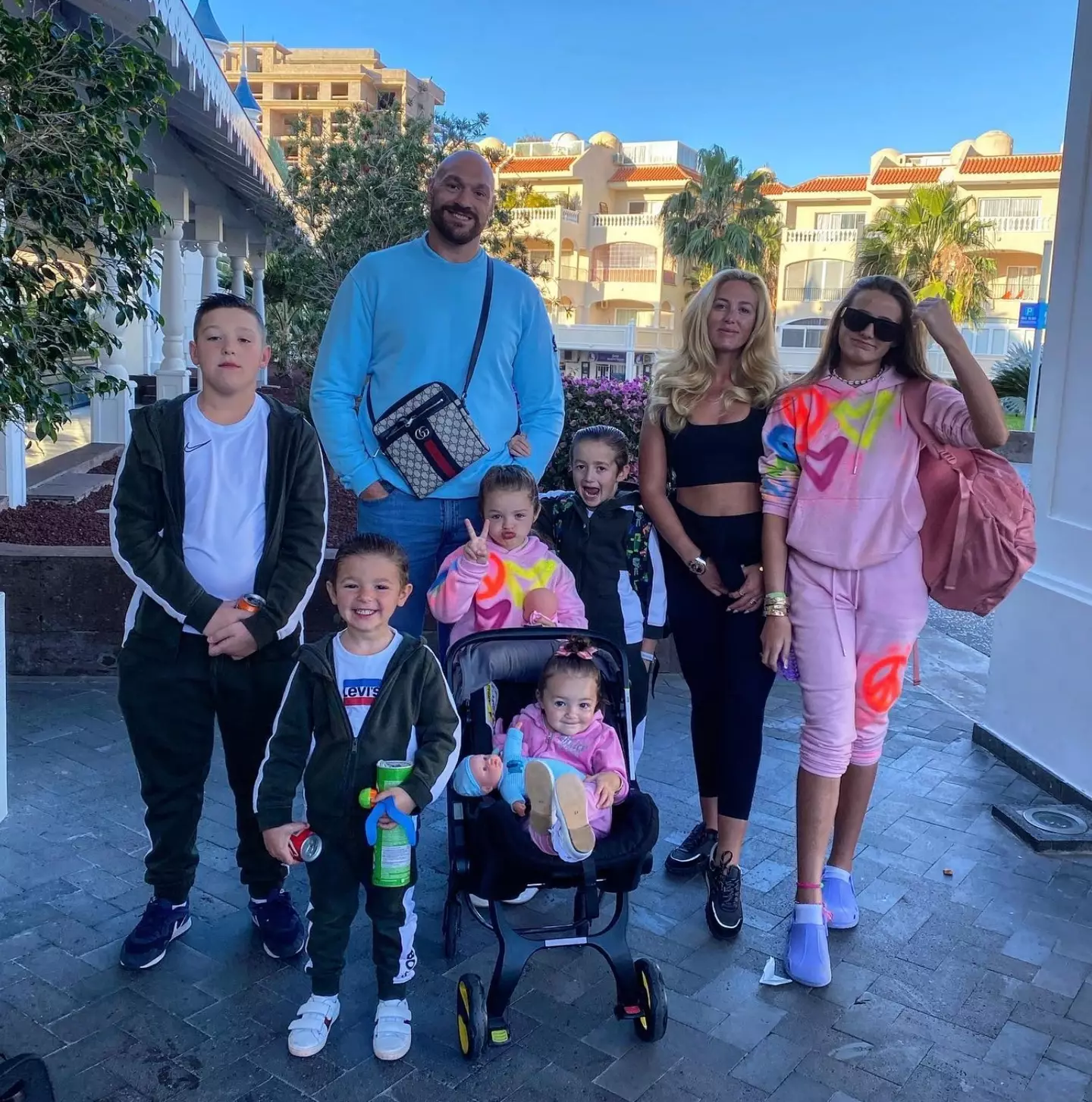 Tyson and Paris with their six children.