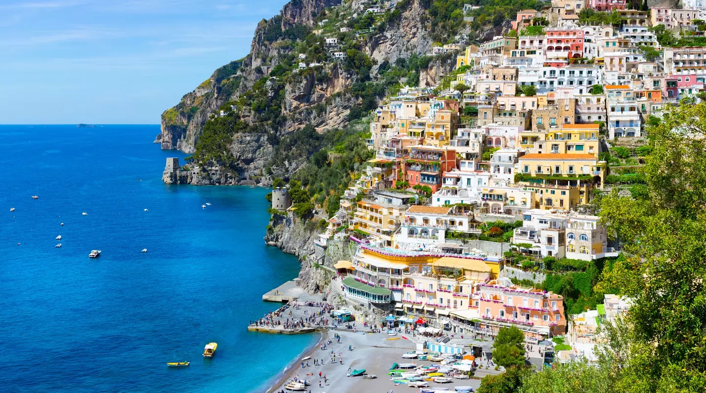 Anyone travelling to the stunning Amalfi Coast this summer has been warned of one seaside town's strict dress code rules. (Francesco Riccardo Iacomino / Getty Images)