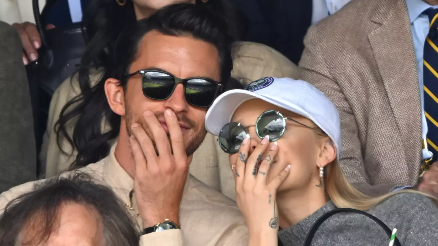 Ariana Grande fans given stern warning after she confirms Jonathan Bailey rumour