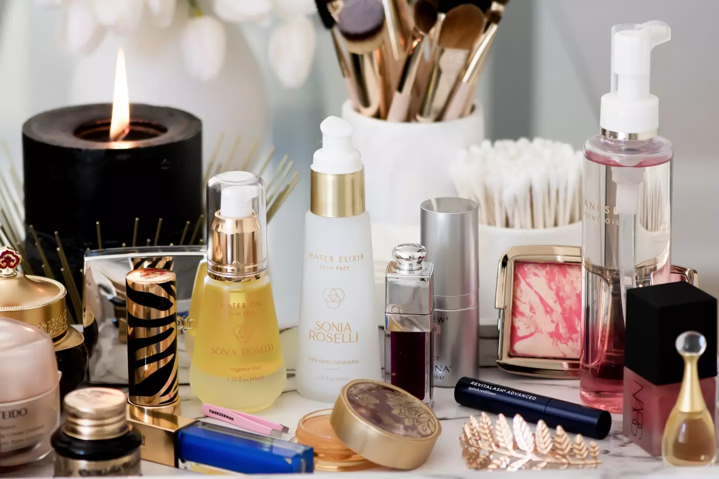 According to experts, makeup is a huge no-no. (