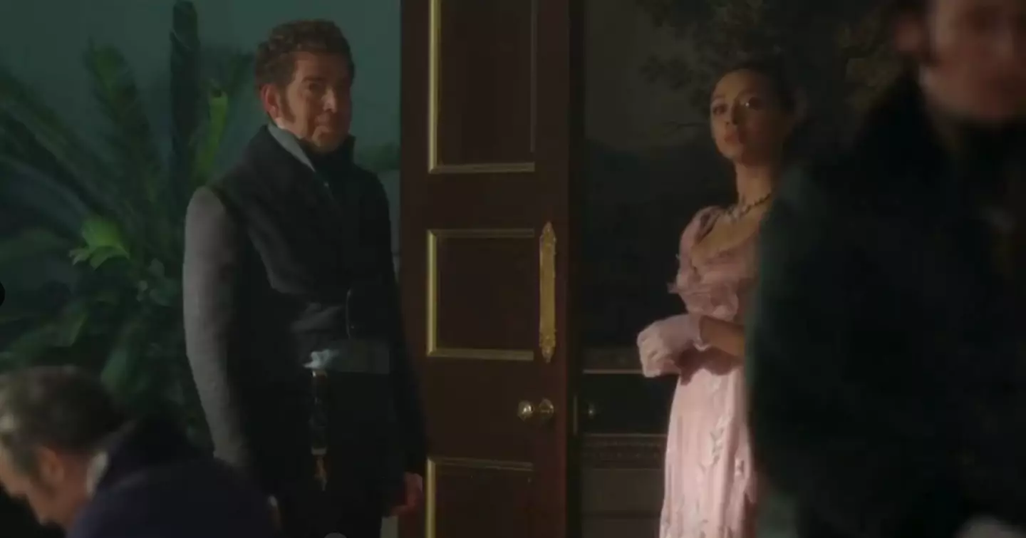 Alice Mondrich beckons her husband Will over in the same way. (Netflix)