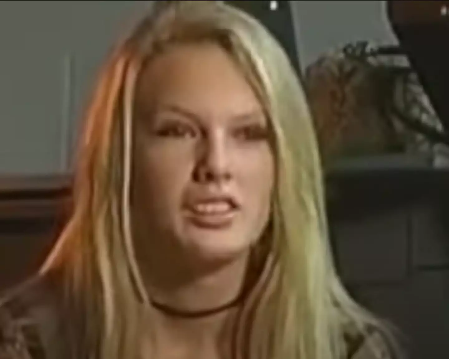 Taylor Swift's accent has changed a fair bit over the years (YouTube/Frozenintime)