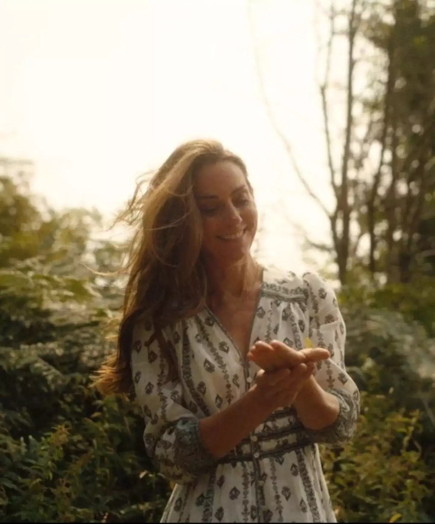 Kate was wearing the same outfit in her 'cancer-free' announcement back in September (X/@KensingtonRoyal)