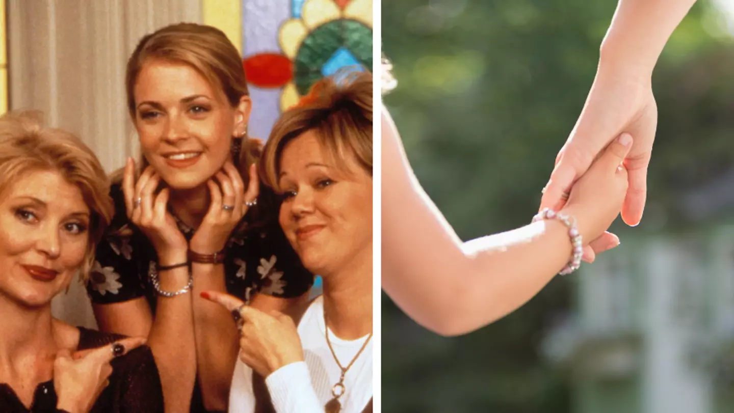 Expert claims aunts are just as important as mothers when raising daughters