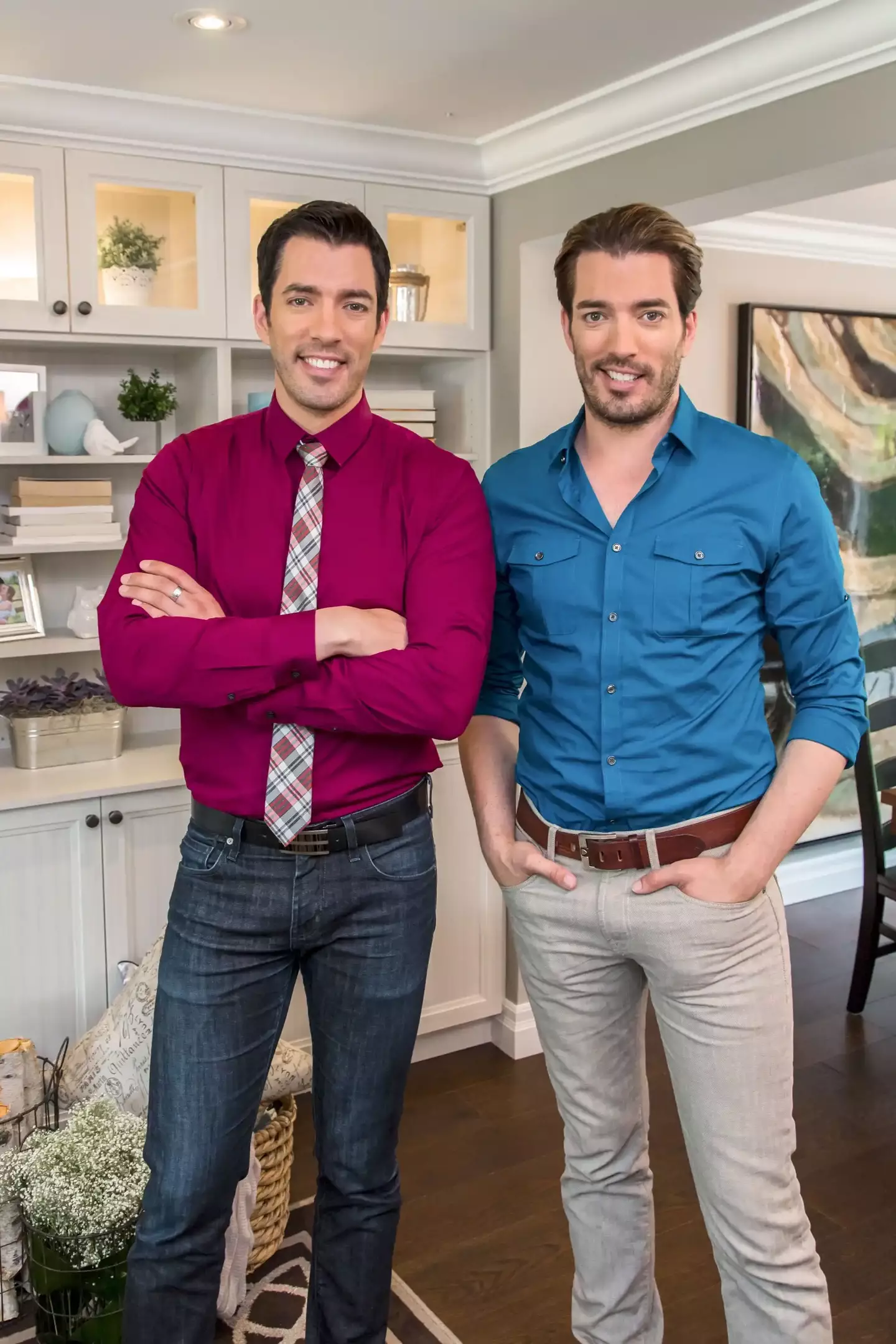 Jonathan Scott appears on HGTV's Property Brothers alongside twin brother Drew.