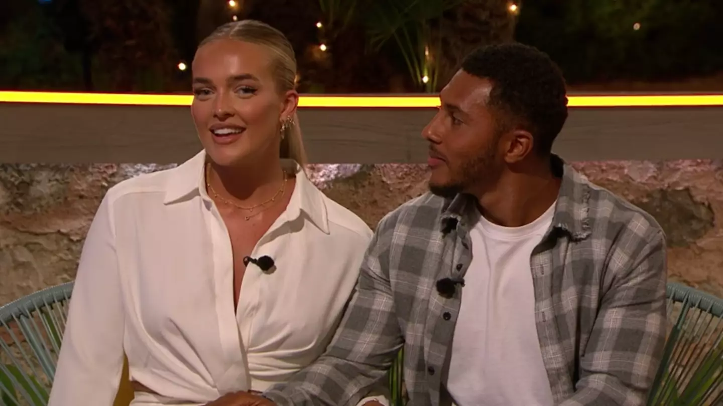 Love Island Fans Confused As Aaron And Mary Put On A United Front On Aftersun