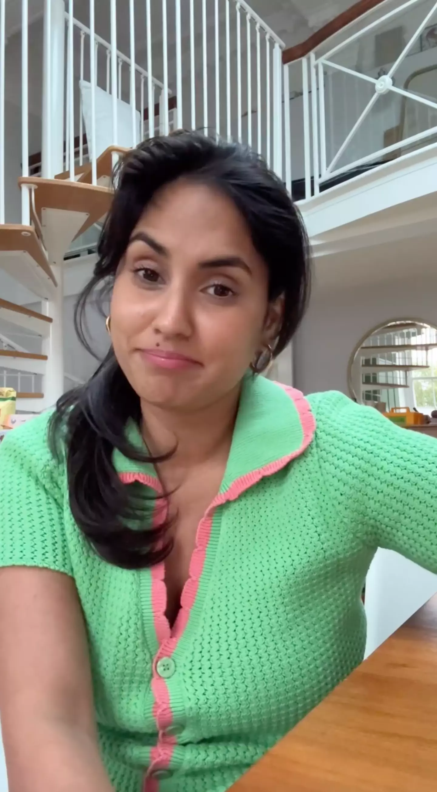 Gill has issued an apology on Instagram (Instagram/@ravneeteats)