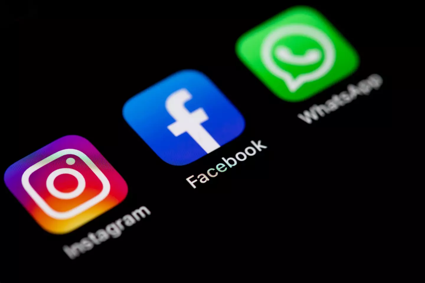 Facebook and Instagram were momentarily down earlier this afternoon (5 March).