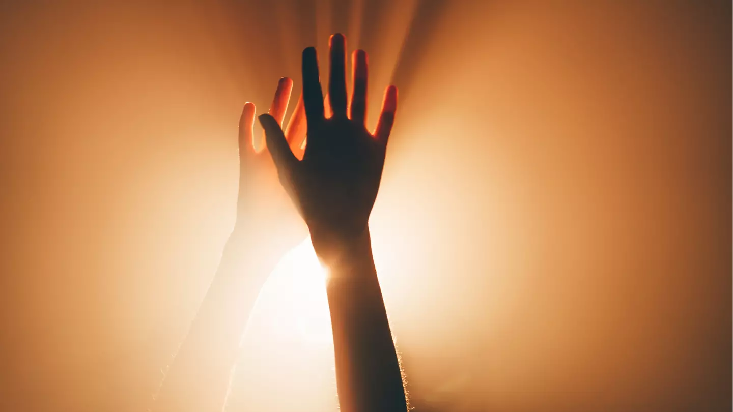 Scientists reveal what you see the moment you die and it might confirm what you already think