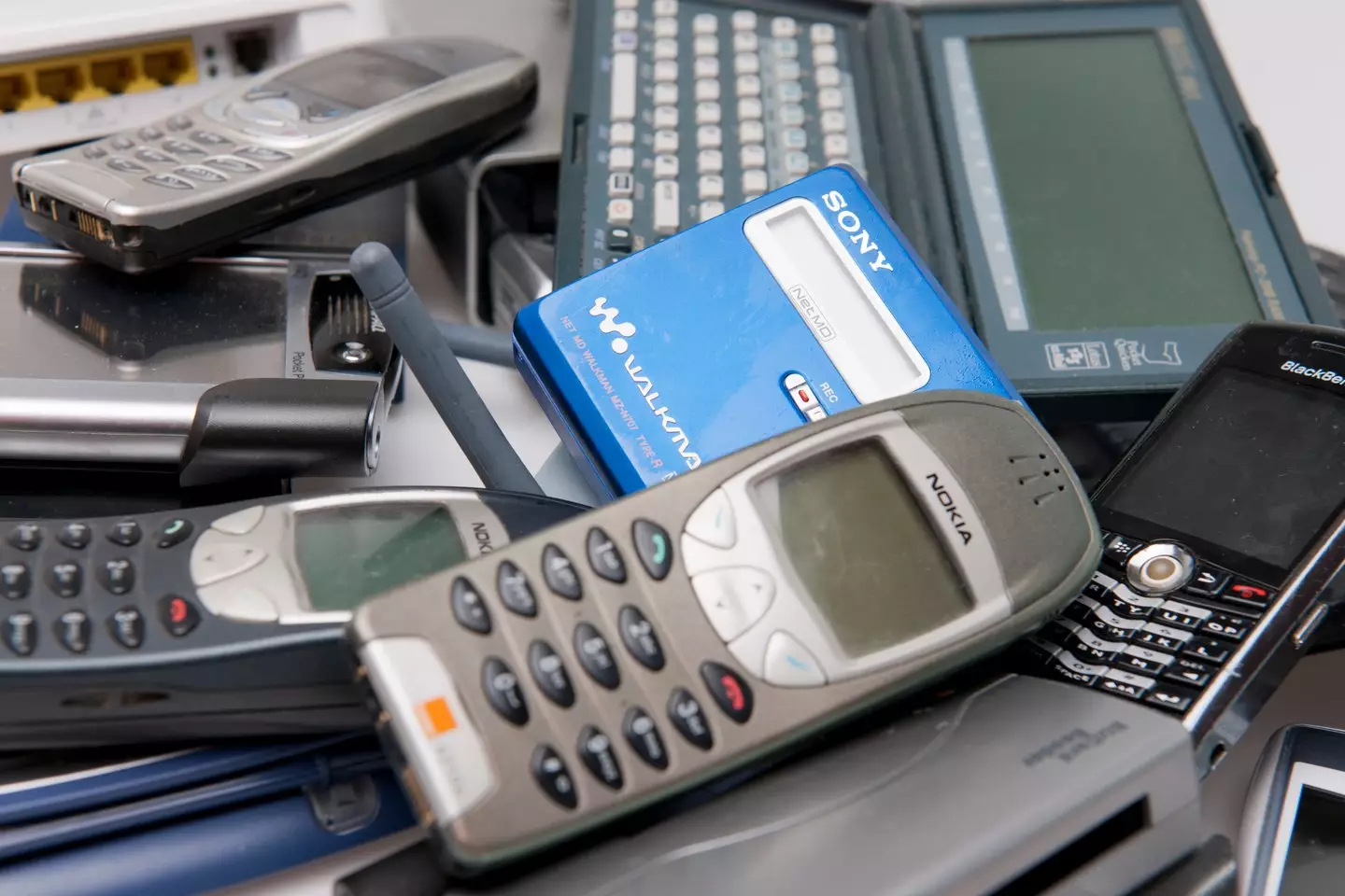 Electronic gadgets that have no further use (OwenPrice / Getty Images))