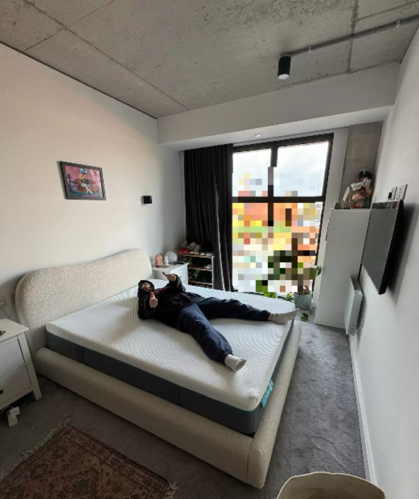 After six hours, the mattress had fully inflated (Tyla)