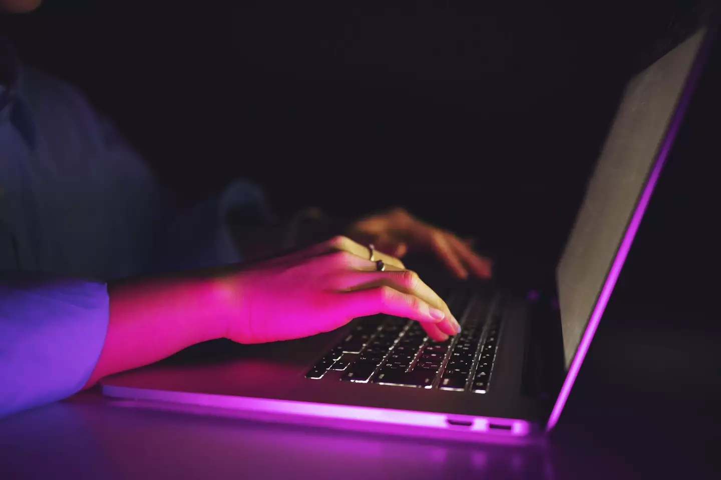 AI-powered voice cloning can trick you into handing out sensitive details (Getty Stock Images)