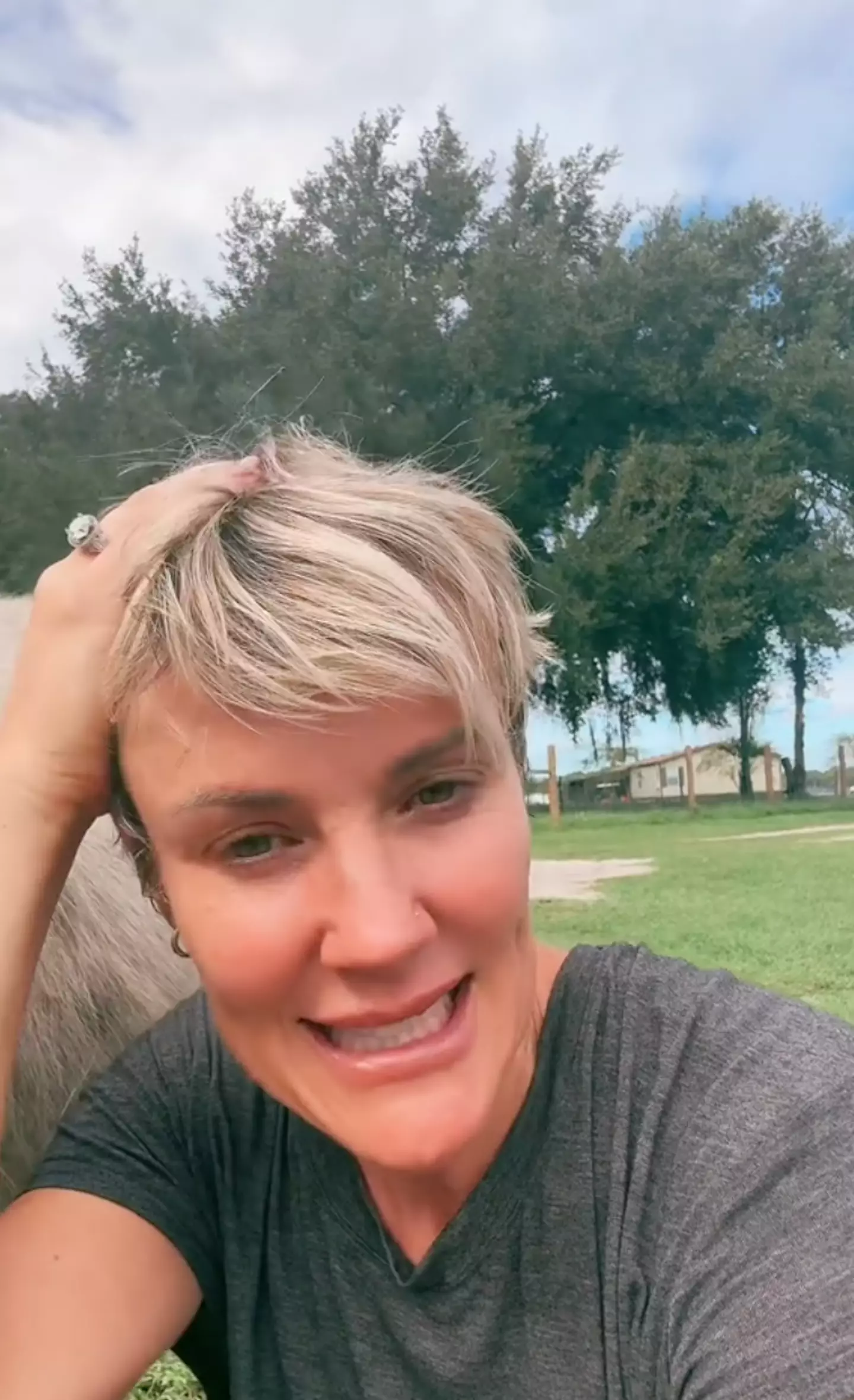 Many viewers have sent their prayers (TikTok/@oursimplehomestead)