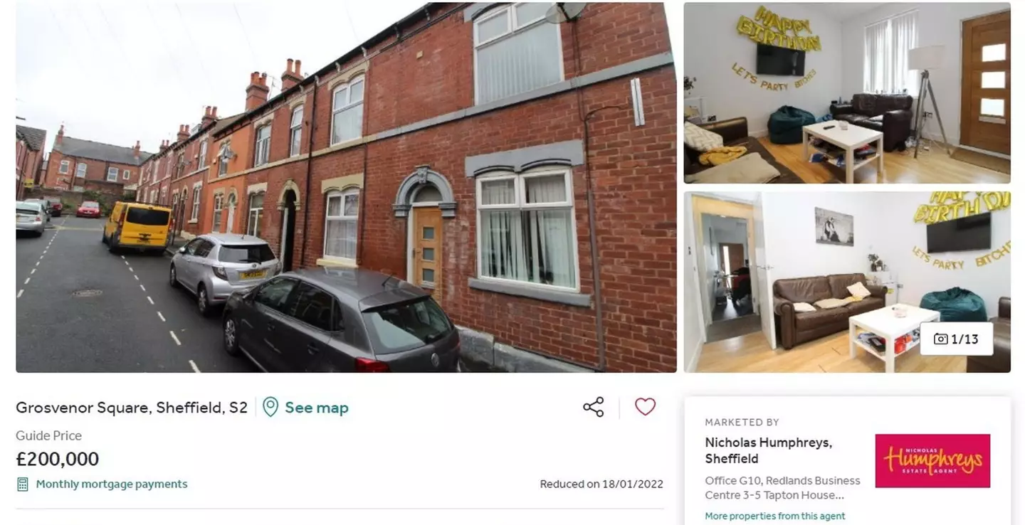 The property is close to Sheffield University (