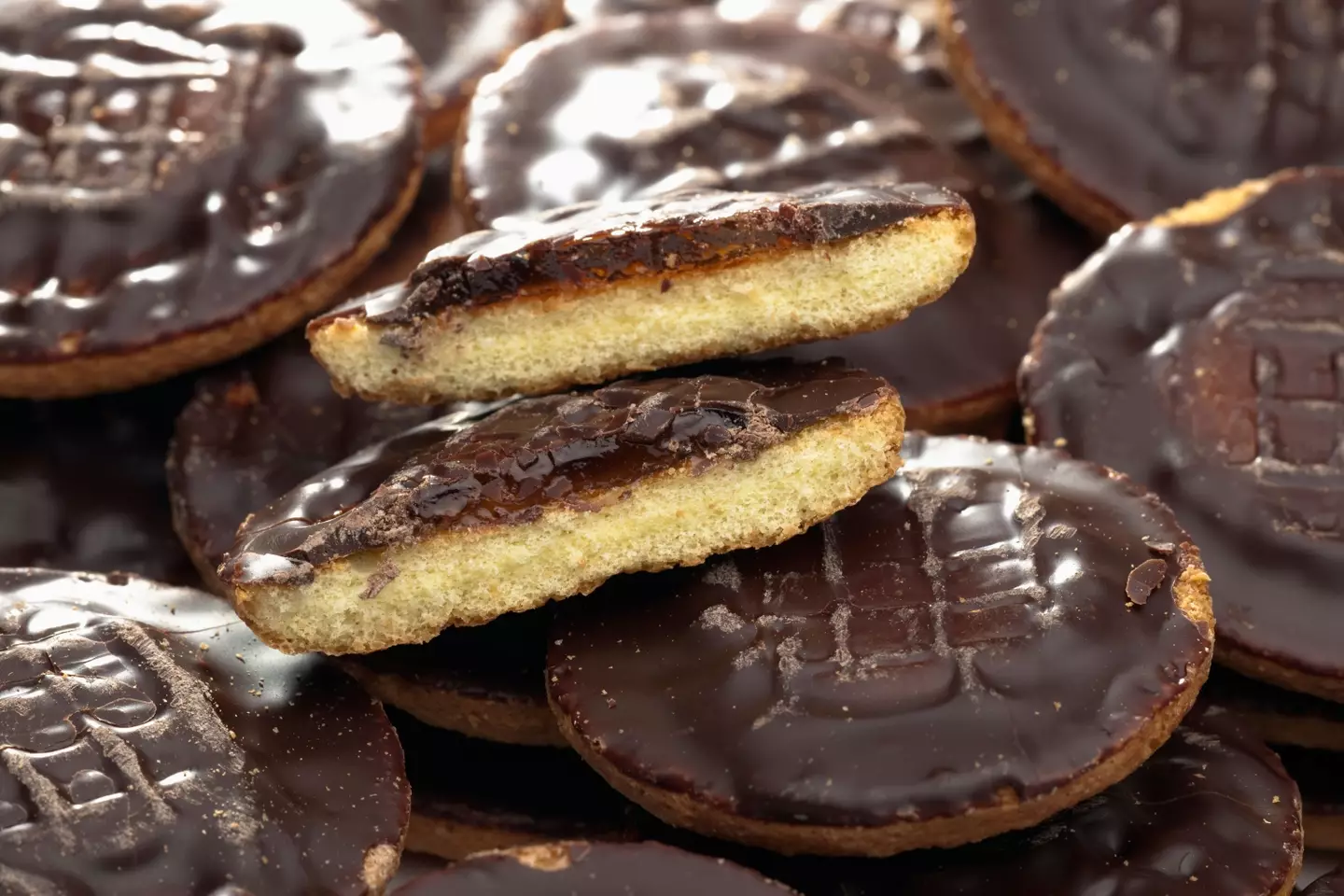 Women on social media say they would feel safer if they were a Jaffa Cake (