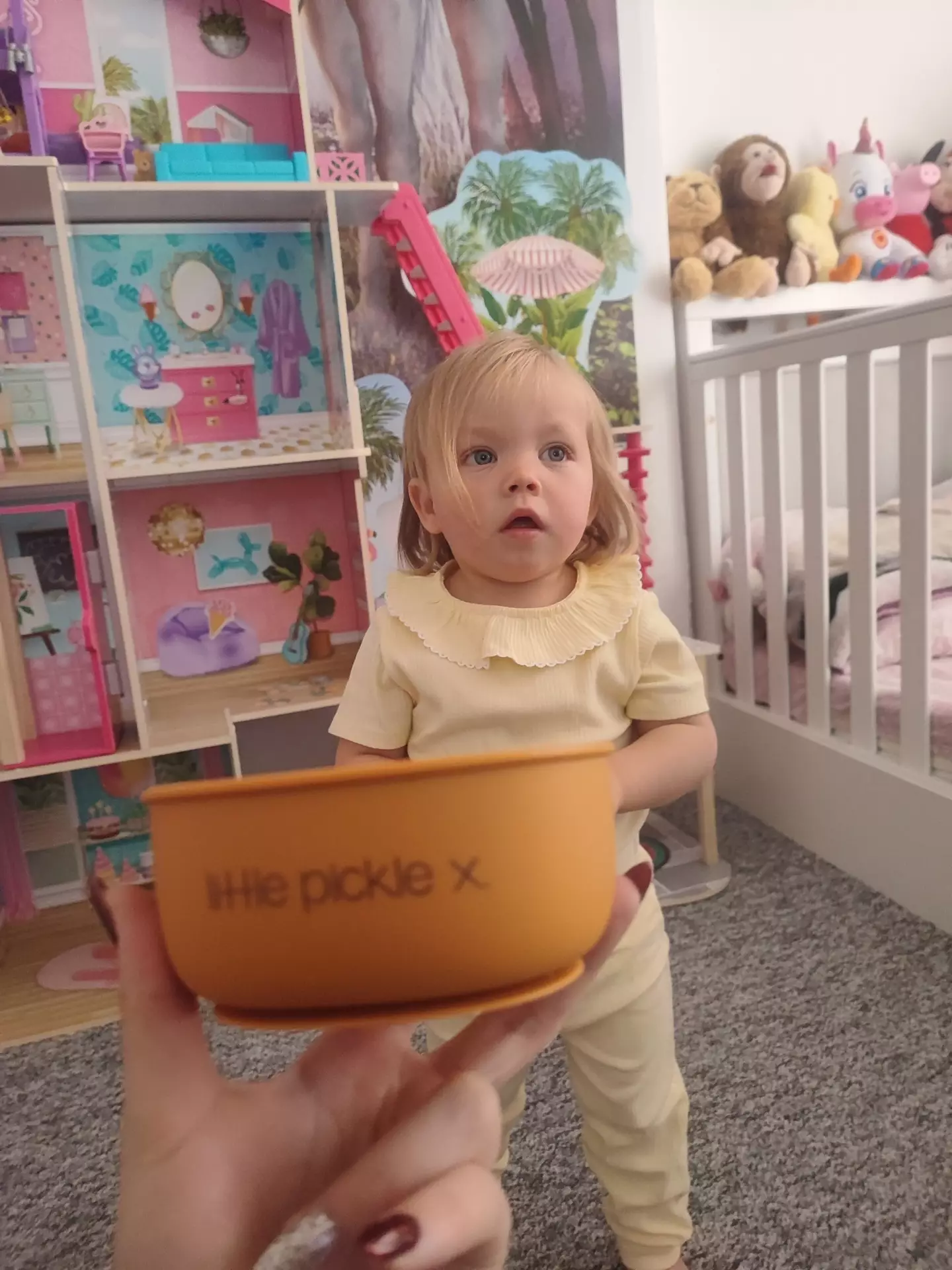 Cheryl Drummond handed her 17-month-old baby Kaleah the bowl from Stacey Solomon’s Little Pickle line with a chocolate snack.