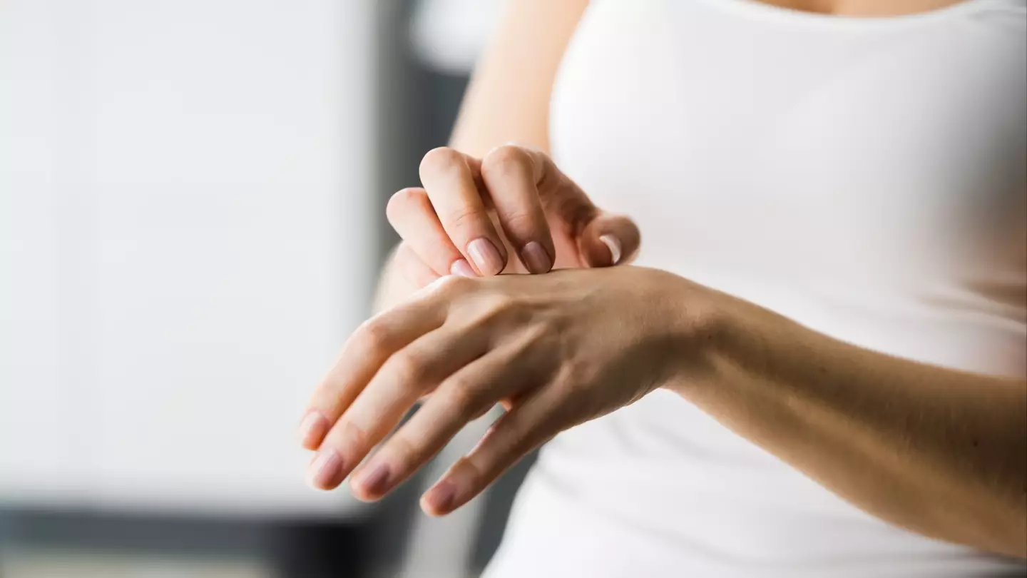 Spiritual theory you might want to pay attention to if your left hand gets itchy