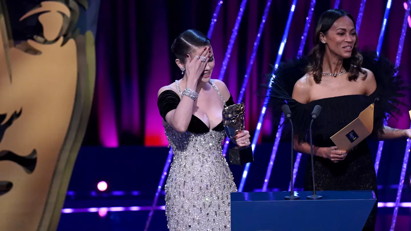 Selena Gomez makes awkward mistake on stage whilst presenting award at BAFTAs