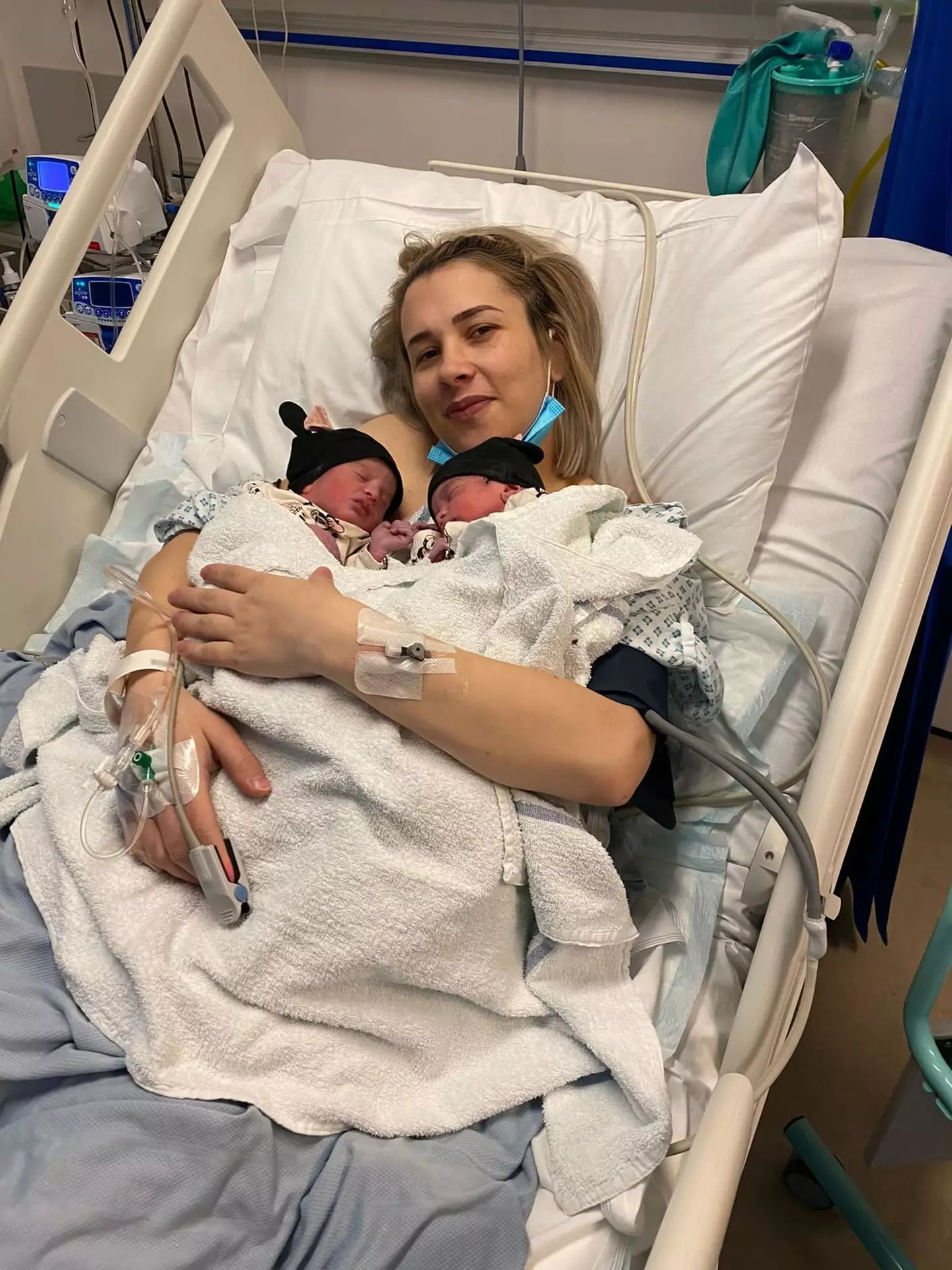 Alina gave birth to twin girls in March this year.