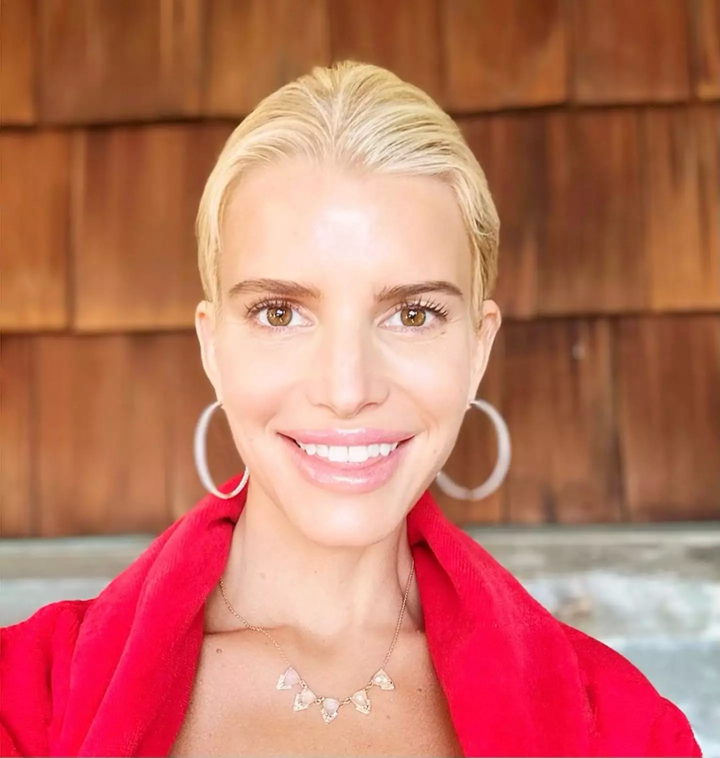 Jessica's teeth certainly look nice and white (Instagram/@jessicasimpson)