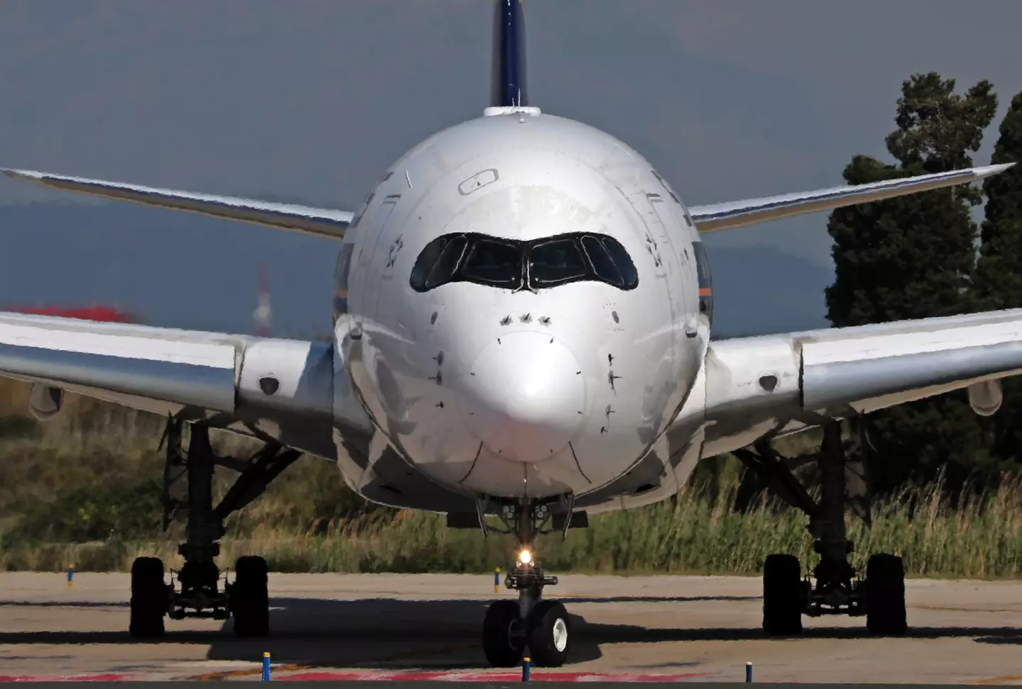 Singapore Airlines confirmed that 30 passengers are currently being treated in hospital.(Urbanandsport/NurPhoto via Getty Images)